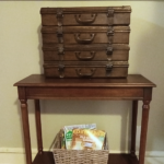 Vintage Brown Luggage-Style Storage with 5 Compartments